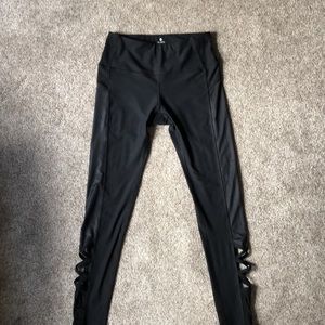 Black Athletic Leggings